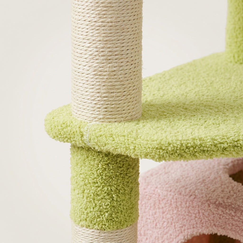 Arbre à chat coloré – Détente et jeu