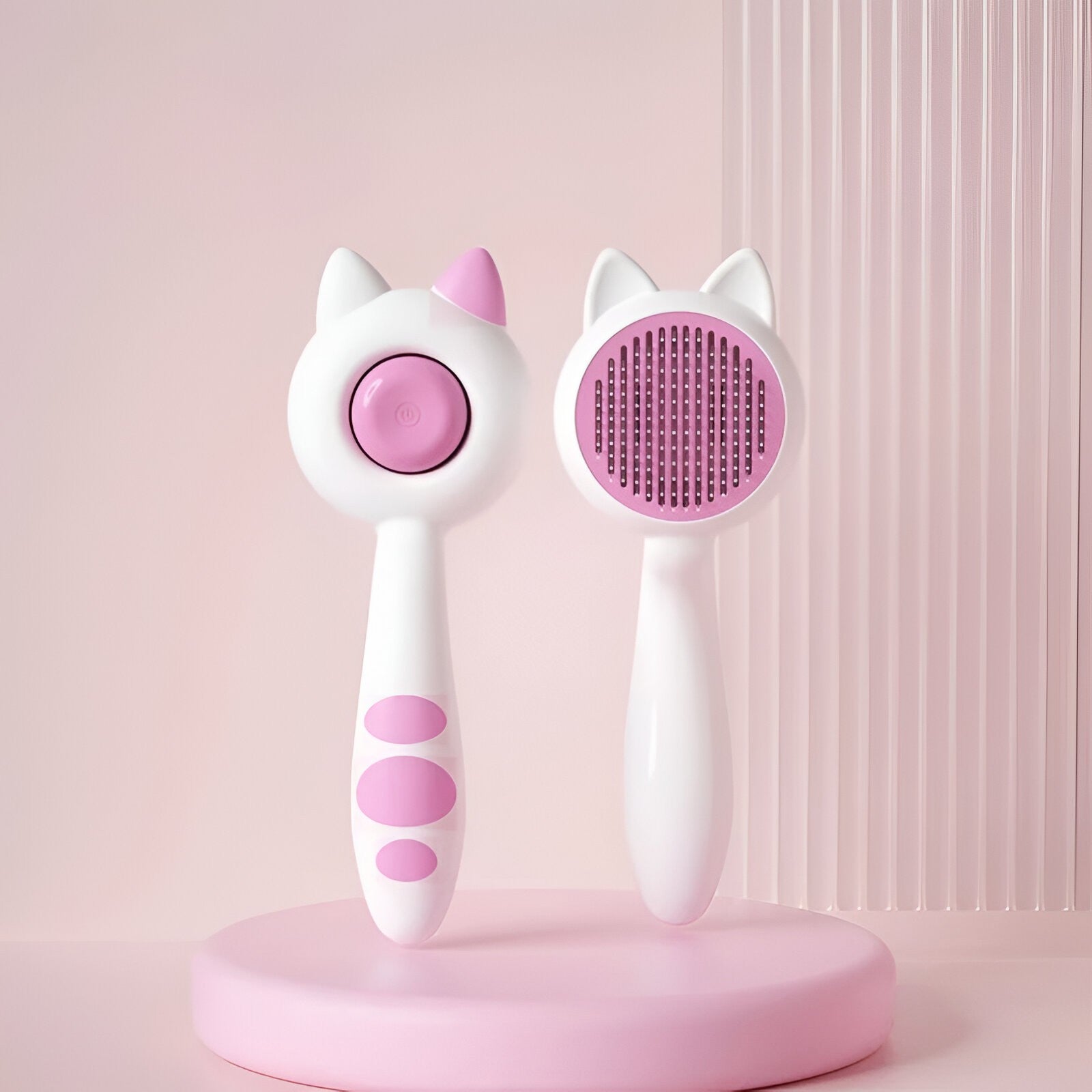 Brosse autonettoyante pour chat