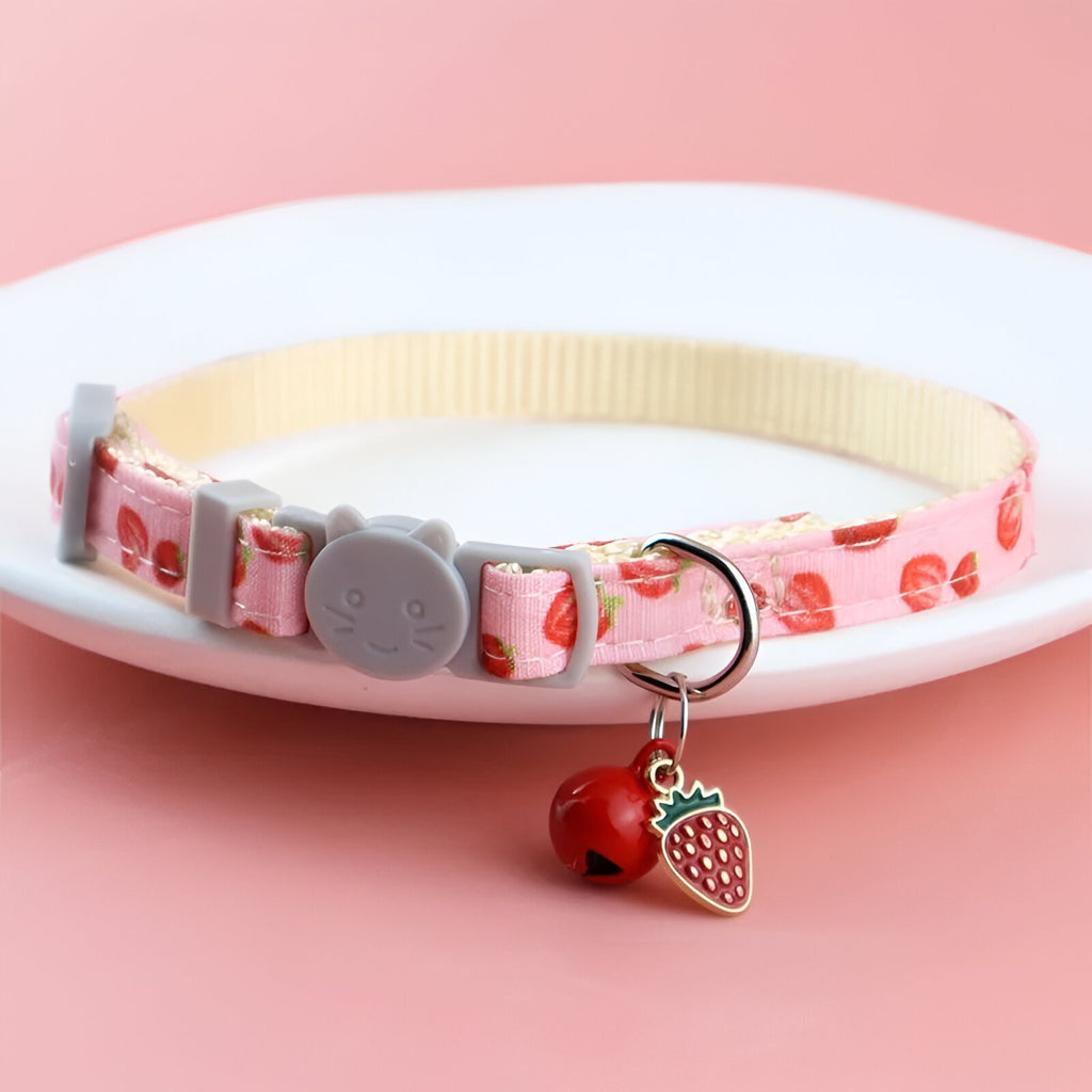 Collier pour Chat Réglable Motif Fruits avec Breloque – Léger & Sécurisé