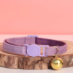 Collier Léopard Chic avec Clochette Dorée – Élégant, Réglable et Sécurisé