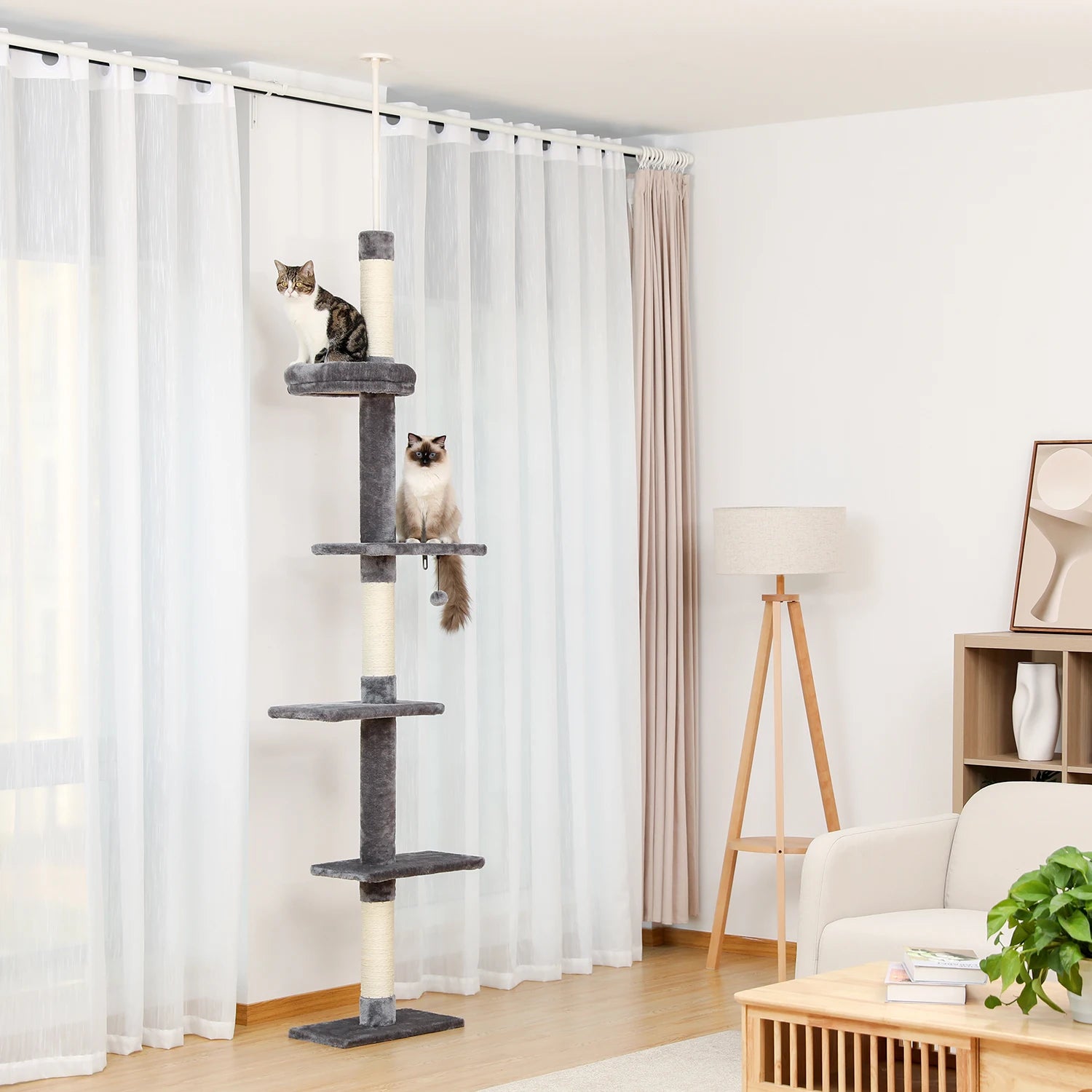 Gratteur vertical pour chat – Design moderne et épuré