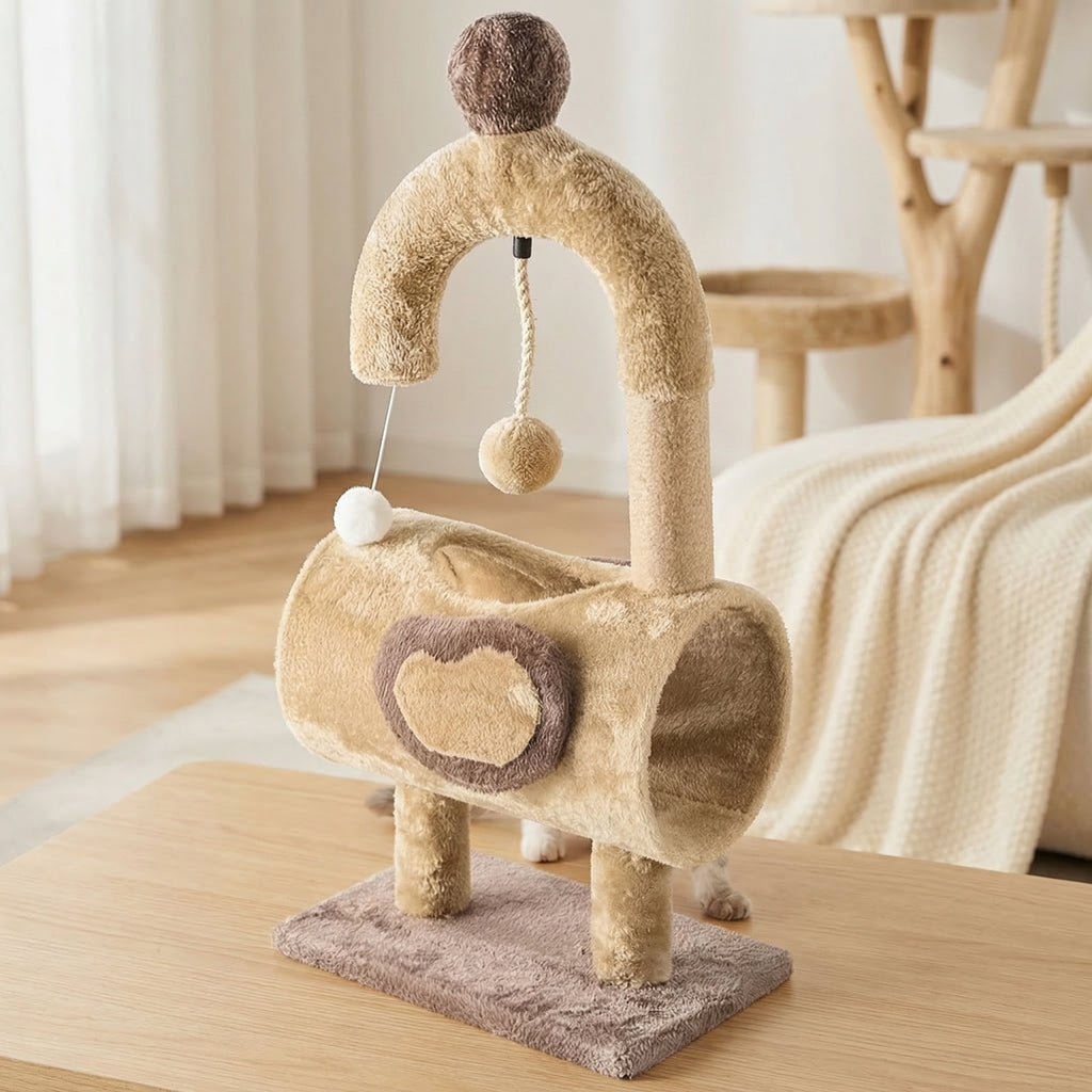 Griffoir câlin avec jouet suspendu
