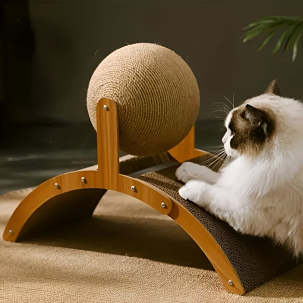 Griffoir en bois et sisal naturel