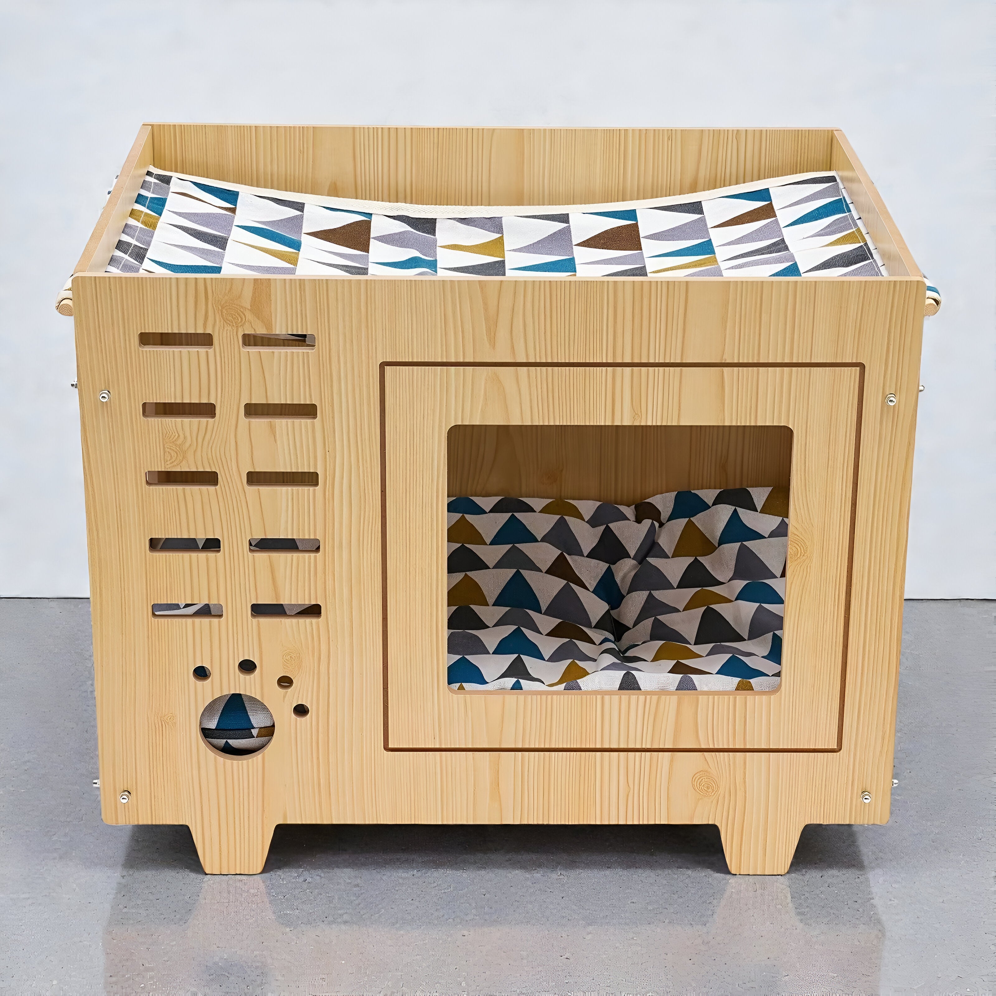 Cabane en bois pour chat
