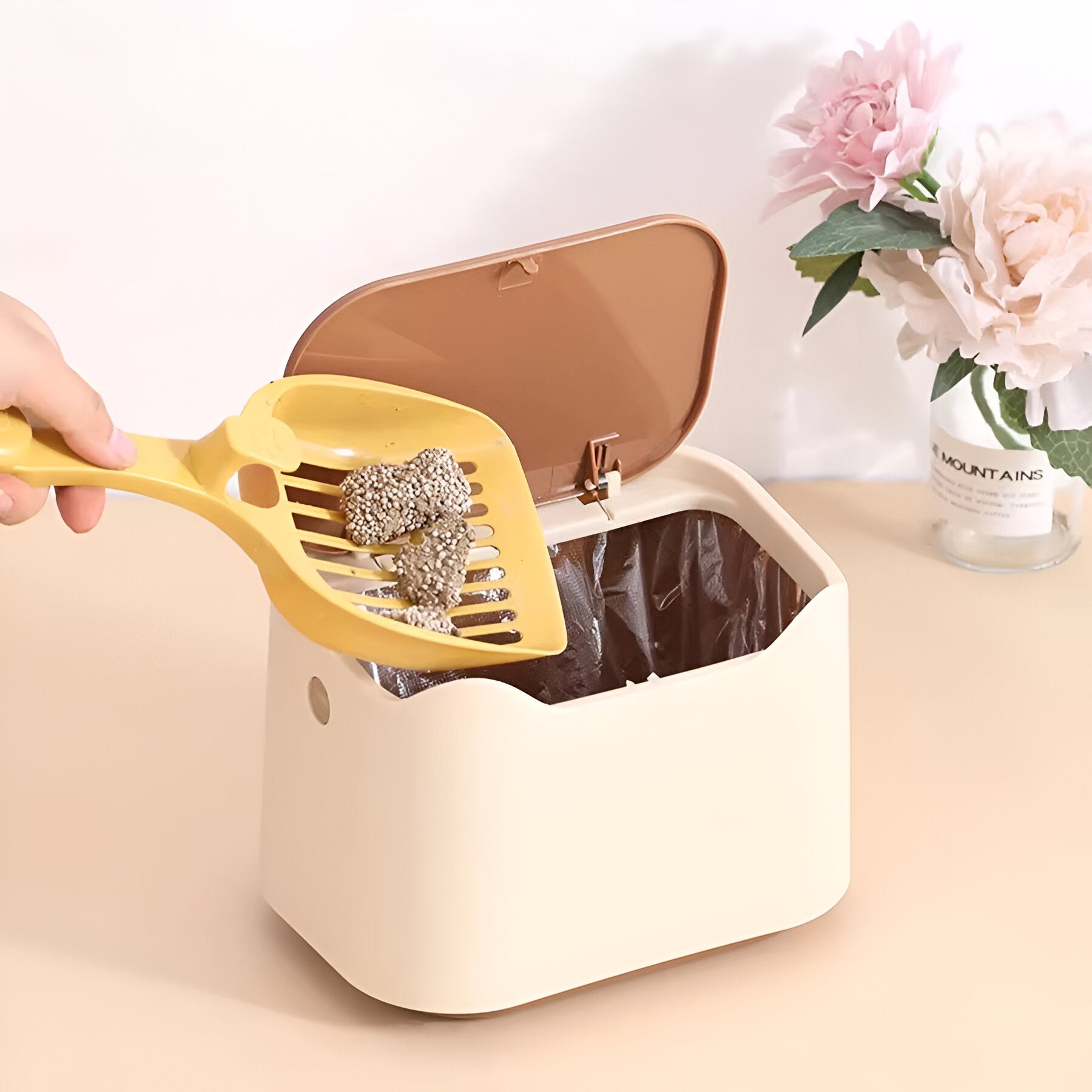 Litière pour chat avec couvercle