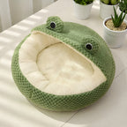 Lit pour chat en forme de grenouille